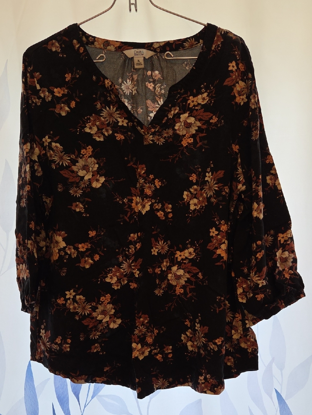 croft & barrow Black Floral Split-Neck Tunic